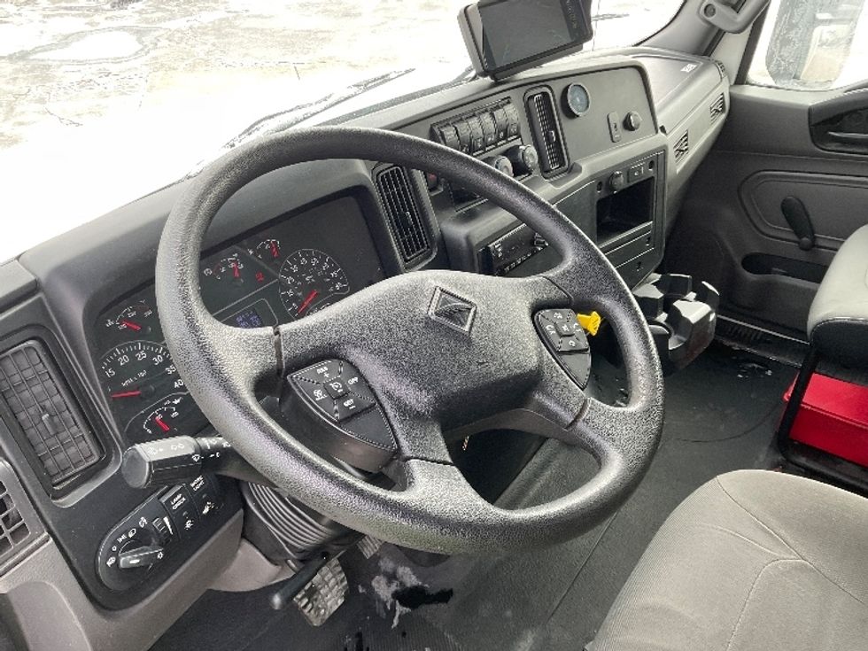Medium Duty Box Truck-Light and Medium Duty Trucks-International-2020-MV607-Milwaukee-WI-104,917\n\t\tmiles-$ 58,500 - Image 17