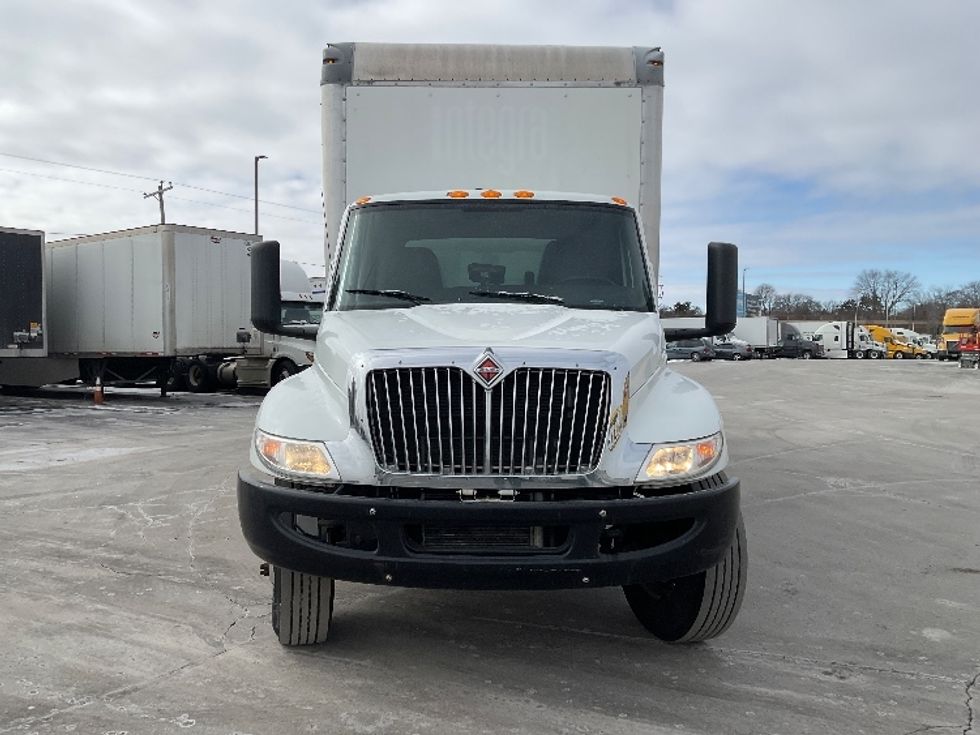 Medium Duty Box Truck-Light and Medium Duty Trucks-International-2020-MV607-Milwaukee-WI-104,917\n\t\tmiles-$ 58,500 - Image 2