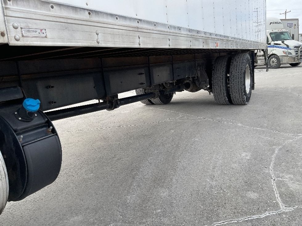 Medium Duty Box Truck-Light and Medium Duty Trucks-International-2020-MV607-Milwaukee-WI-104,917\n\t\tmiles-$ 58,500 - Image 5