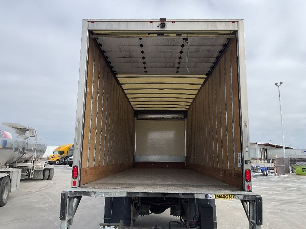 Medium Duty Box Truck-Light and Medium Duty Trucks-International-2020-MV607-Milwaukee-WI-104,917\n\t\tmiles-$ 58,500 - Image 8