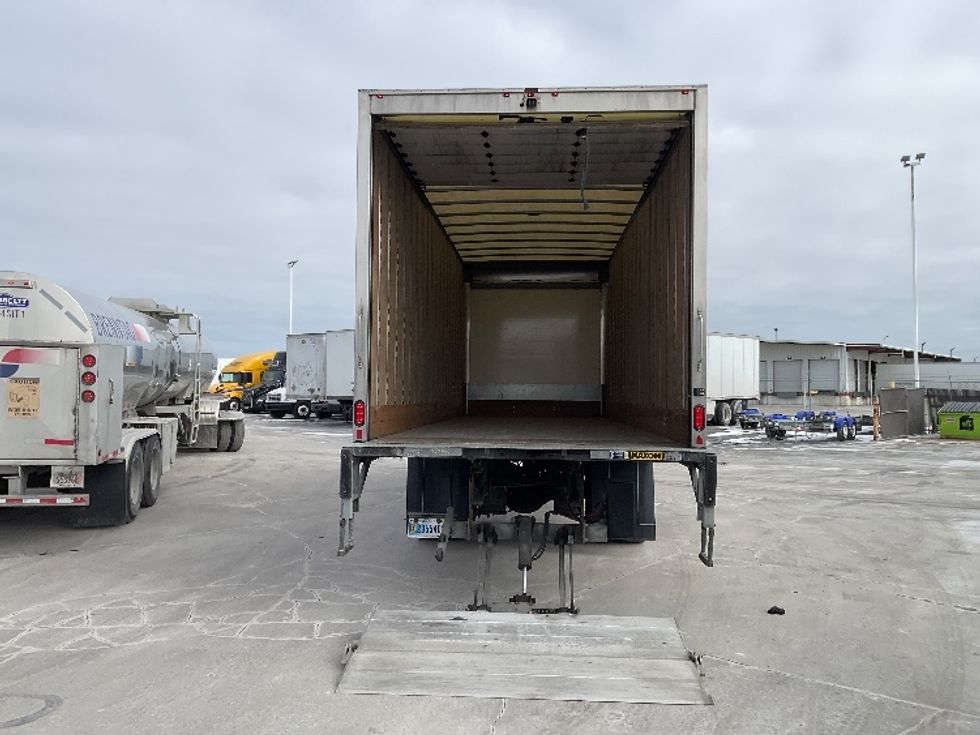 Medium Duty Box Truck-Light and Medium Duty Trucks-International-2020-MV607-Milwaukee-WI-104,917\n\t\tmiles-$ 58,500 - Image 9