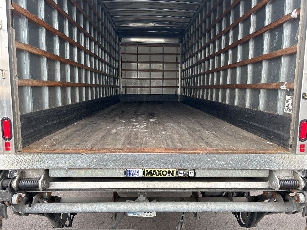 Medium Duty Box Truck-Light and Medium Duty Trucks-International-2020-MV607-Milwaukee-WI-121,291\n\t\tmiles-$ 63,000 - Image 9