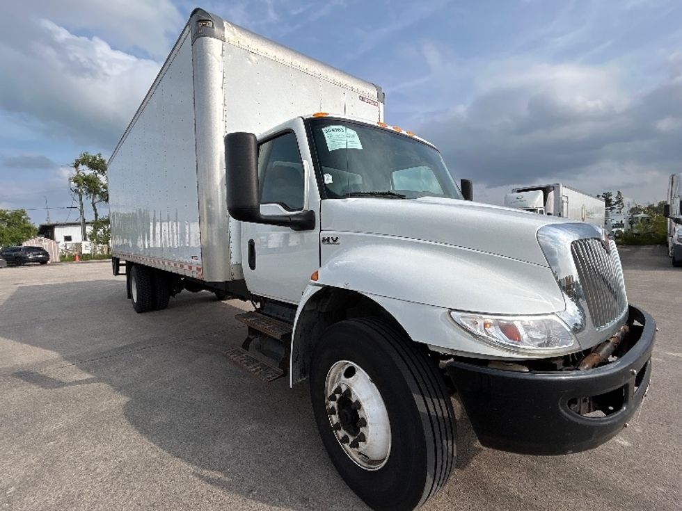 Medium Duty Box Truck-Light and Medium Duty Trucks-International-2020-MV607-Milwaukee-WI-230,858\n\t\tmiles-$ 37,750 - Image 1
