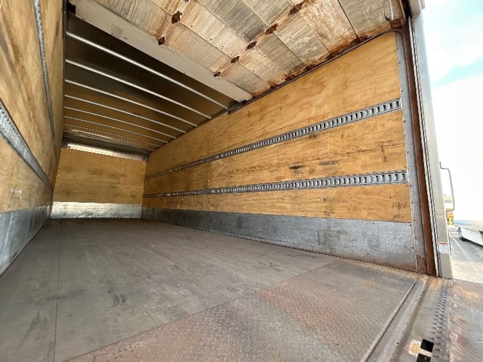 Medium Duty Box Truck-Light and Medium Duty Trucks-International-2020-MV607-Milwaukee-WI-230,858\n\t\tmiles-$ 37,750 - Image 12