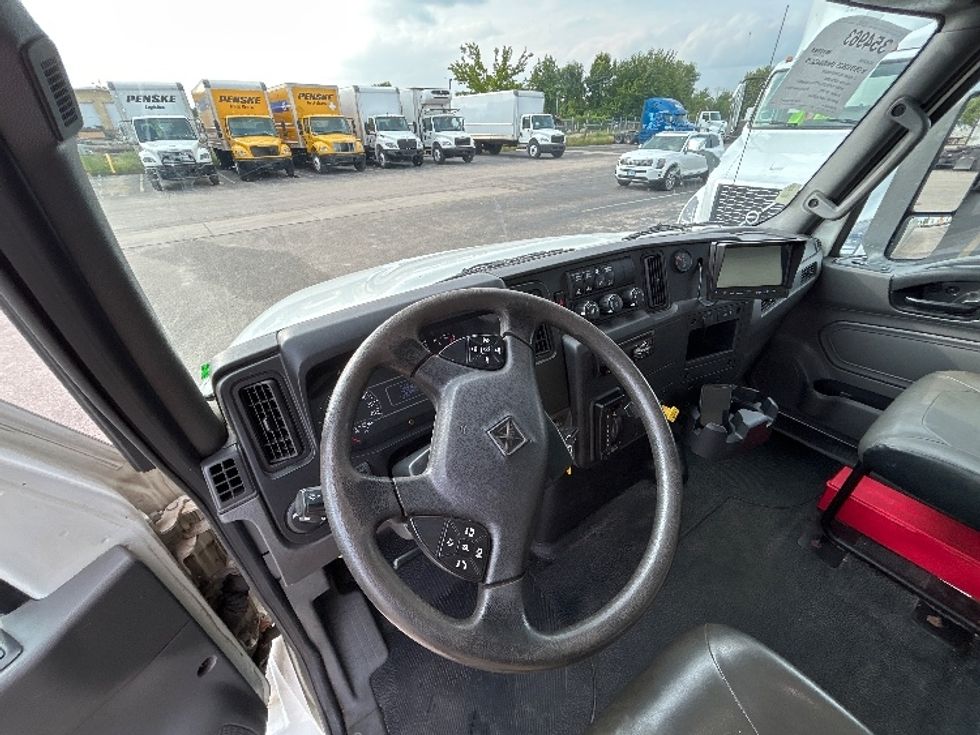 Medium Duty Box Truck-Light and Medium Duty Trucks-International-2020-MV607-Milwaukee-WI-230,858\n\t\tmiles-$ 37,750 - Image 17