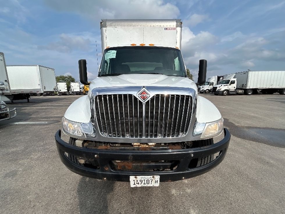 Medium Duty Box Truck-Light and Medium Duty Trucks-International-2020-MV607-Milwaukee-WI-230,858\n\t\tmiles-$ 37,750 - Image 2