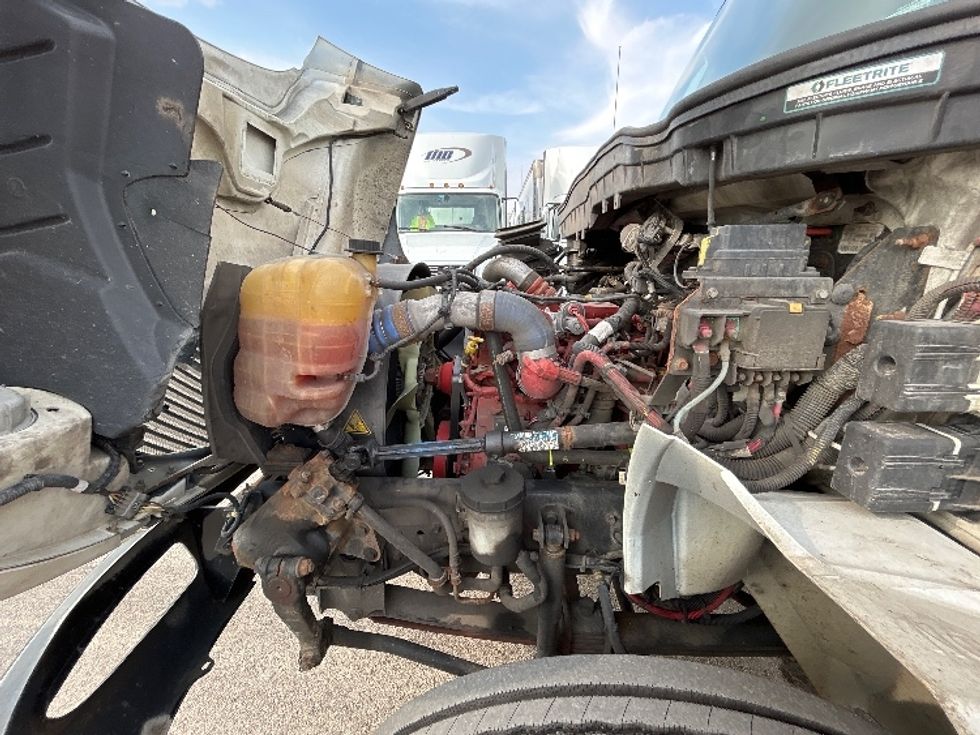 Medium Duty Box Truck-Light and Medium Duty Trucks-International-2020-MV607-Milwaukee-WI-230,858\n\t\tmiles-$ 37,750 - Image 24