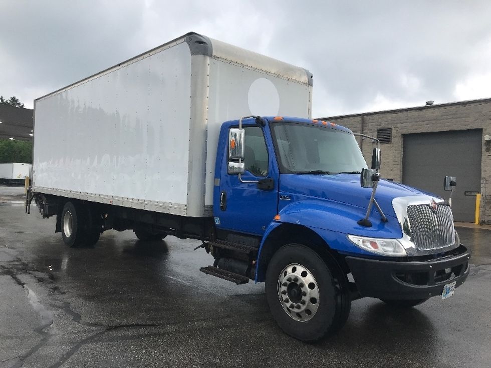 Medium Duty Box Truck-Light and Medium Duty Trucks-International-2020-MV607-Milwaukee-WI-255,868\n\t\tmiles-$ 27,000 - Image 1