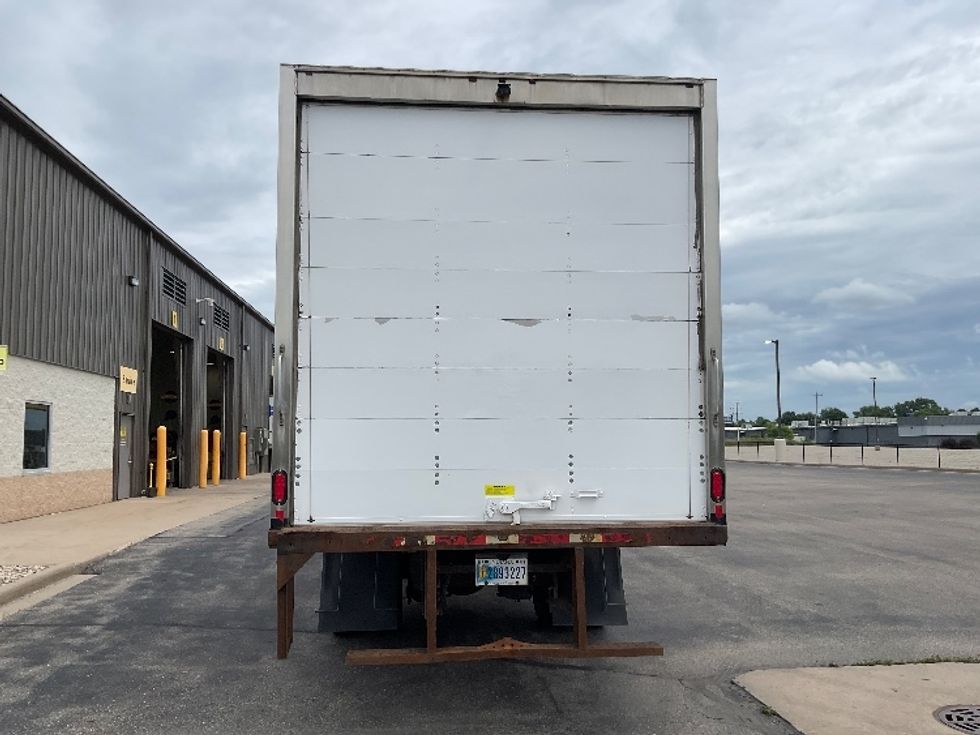 Medium Duty Box Truck-Light and Medium Duty Trucks-International-2020-MV607-Milwaukee-WI-307,330\n\t\tmiles-$ 21,750 - Image 7