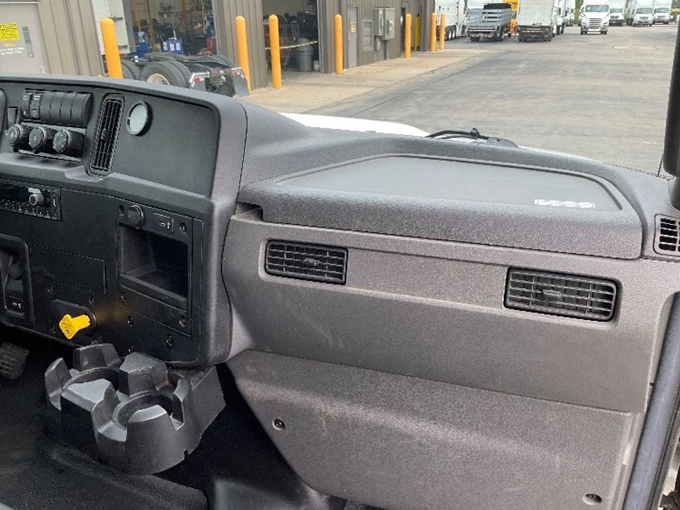 Medium Duty Box Truck-Light and Medium Duty Trucks-International-2020-MV607-Milwaukee-WI-329,935\n\t\tmiles-$ 21,750 - Image 20