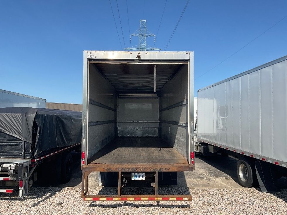 Medium Duty Box Truck-Light and Medium Duty Trucks-International-2020-MV607-Milwaukee-WI-329,935\n\t\tmiles-$ 21,750 - Image 8