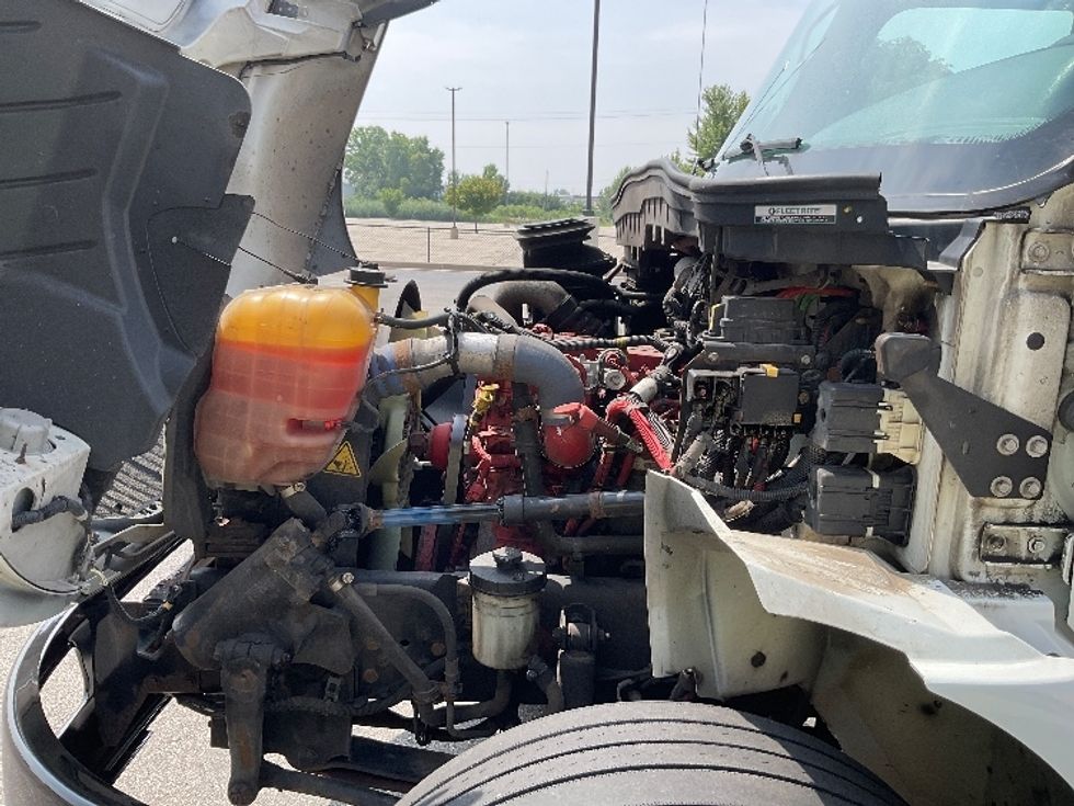 Medium Duty Box Truck-Light and Medium Duty Trucks-International-2020-MV607-Milwaukee-WI-352,081\n\t\tmiles-$ 21,750 - Image 24