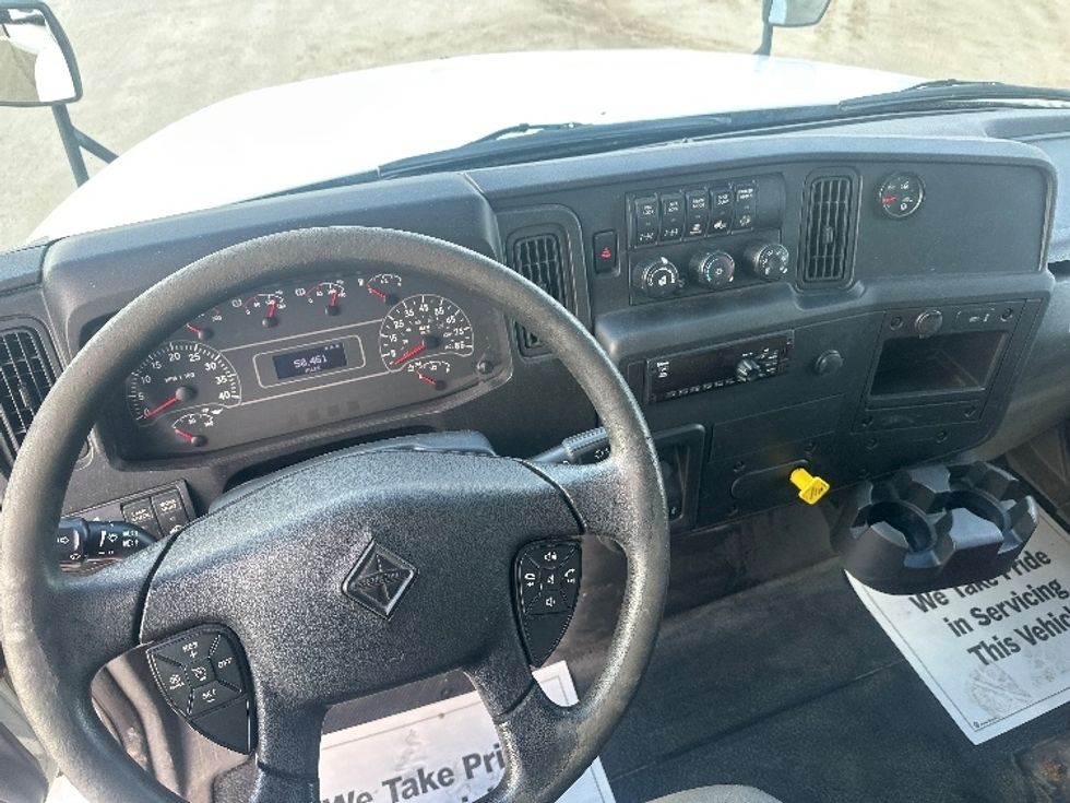 Medium Duty Box Truck-Light and Medium Duty Trucks-International-2020-MV607-Milwaukee-WI-50,461\n\t\tmiles-$ 71,750 - Image 17