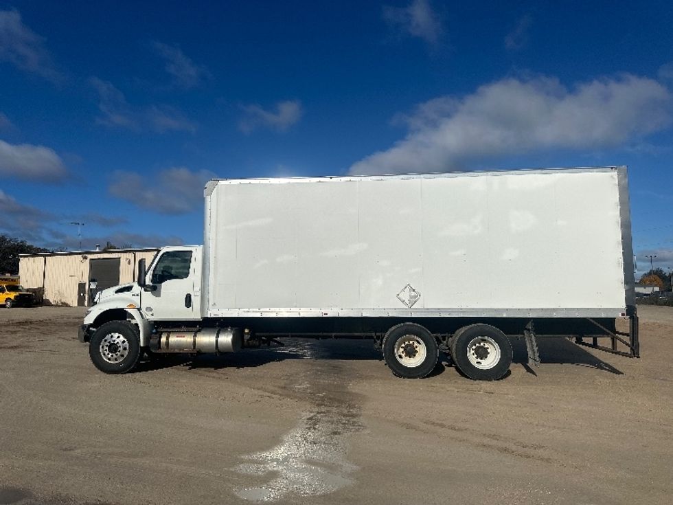 Medium Duty Box Truck-Light and Medium Duty Trucks-International-2020-MV607-Milwaukee-WI-50,461\n\t\tmiles-$ 71,750 - Image 4