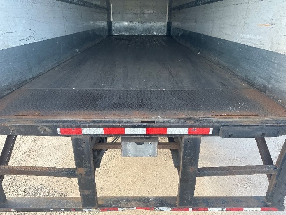 Medium Duty Box Truck-Light and Medium Duty Trucks-International-2020-MV607-Milwaukee-WI-50,461\n\t\tmiles-$ 71,750 - Image 9