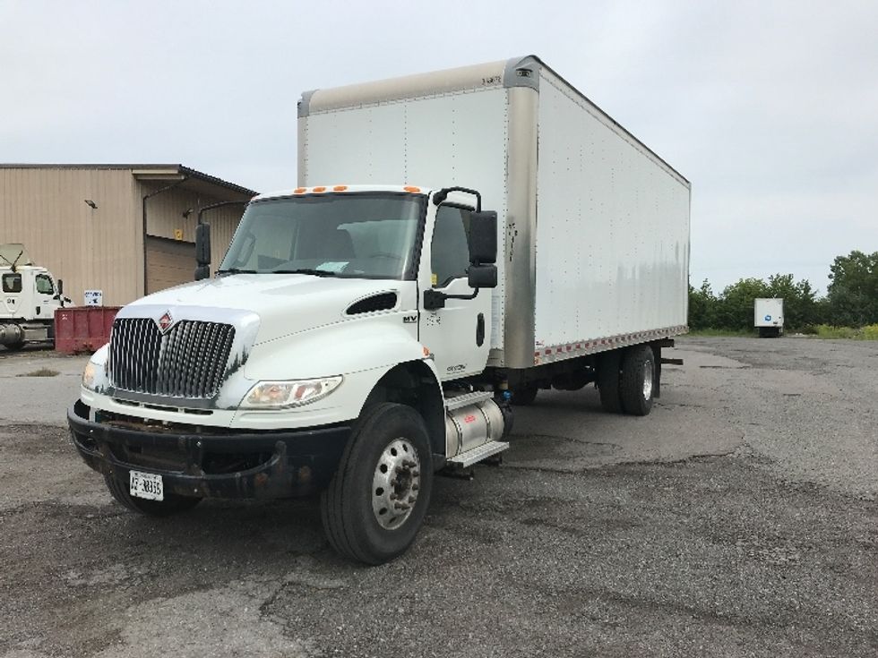 Medium Duty Box Truck-Light and Medium Duty Trucks-International-2020-MV607-Mississauga-ON-100,803\n\t\tkm-$ 65,250 - Image 1