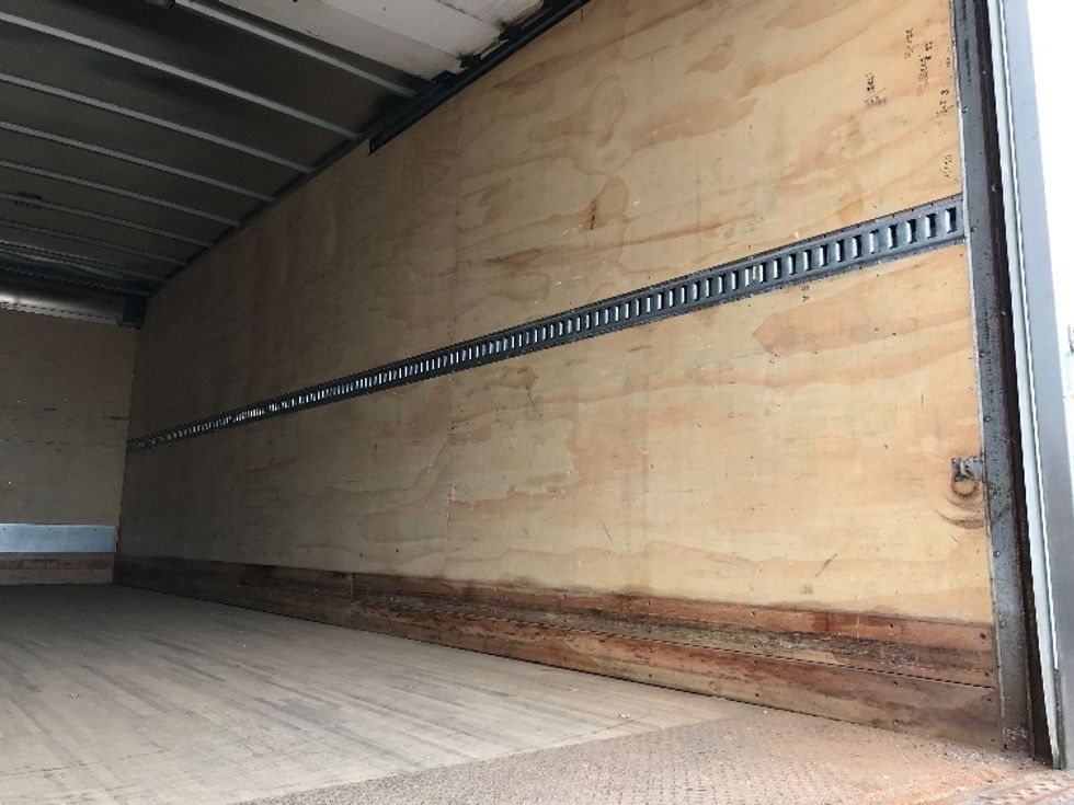 Medium Duty Box Truck-Light and Medium Duty Trucks-International-2020-MV607-Mississauga-ON-100,803\n\t\tkm-$ 65,250 - Image 12