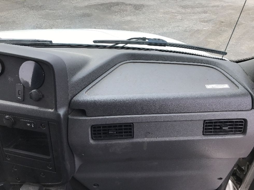 Medium Duty Box Truck-Light and Medium Duty Trucks-International-2020-MV607-Mississauga-ON-100,803\n\t\tkm-$ 65,250 - Image 21