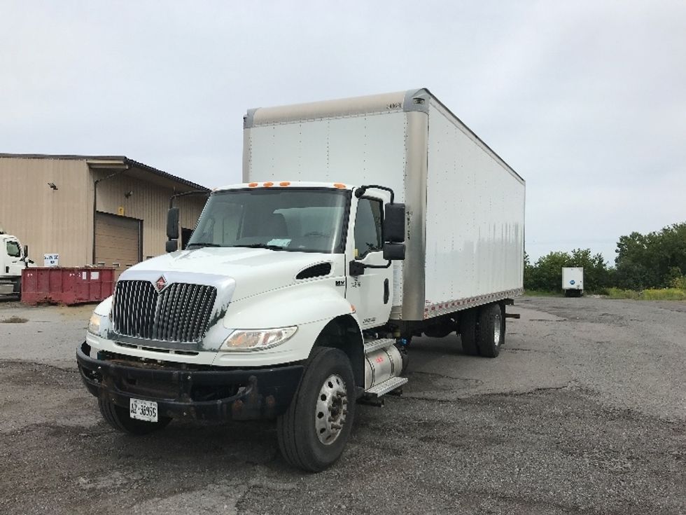 Medium Duty Box Truck-Light and Medium Duty Trucks-International-2020-MV607-Mississauga-ON-100,803\n\t\tkm-$ 65,250 - Image 3