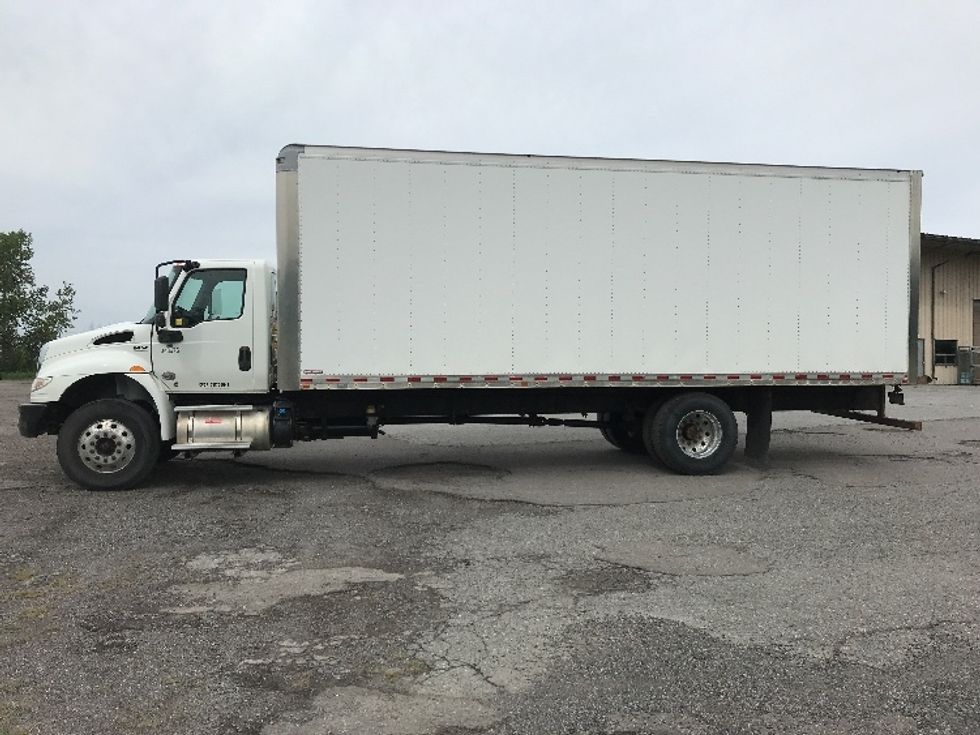 Medium Duty Box Truck-Light and Medium Duty Trucks-International-2020-MV607-Mississauga-ON-100,803\n\t\tkm-$ 65,250 - Image 4