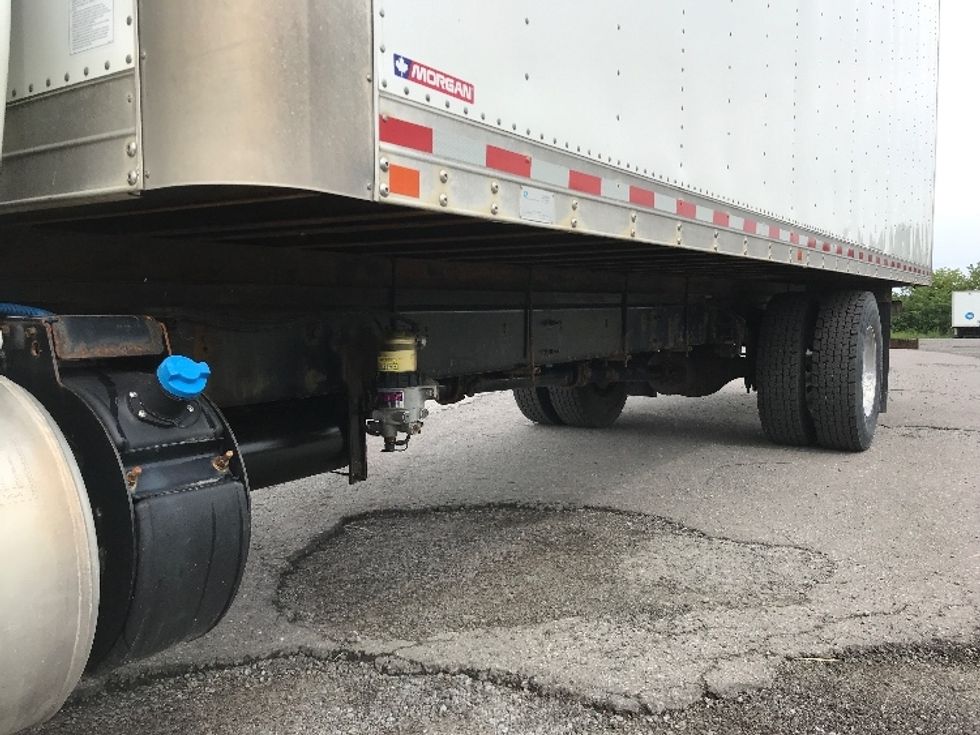 Medium Duty Box Truck-Light and Medium Duty Trucks-International-2020-MV607-Mississauga-ON-100,803\n\t\tkm-$ 65,250 - Image 5