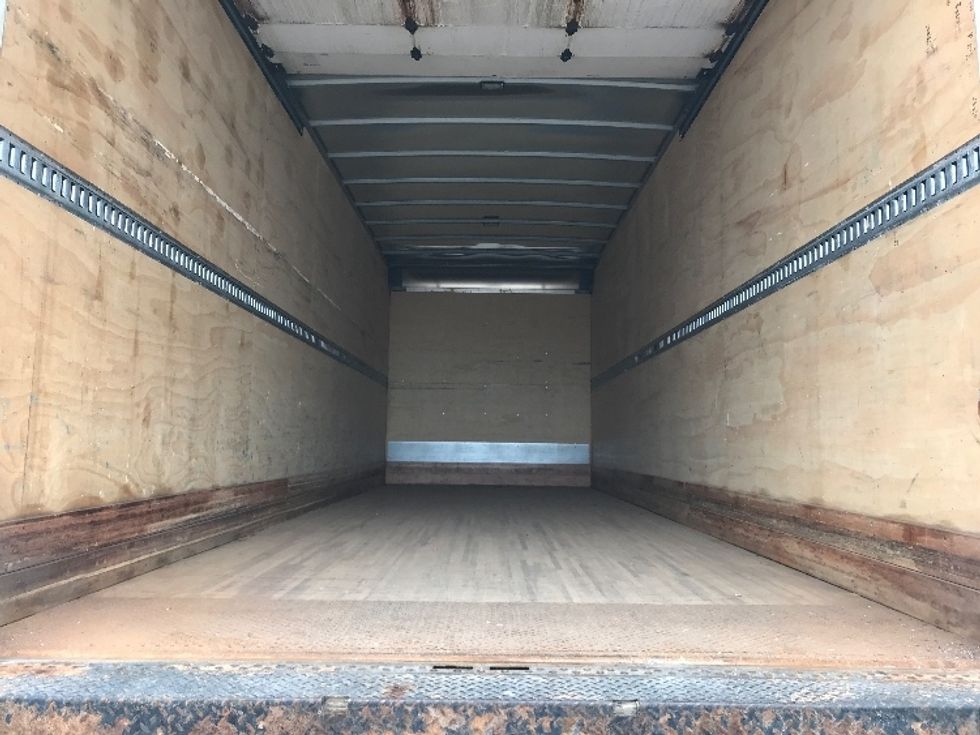 Medium Duty Box Truck-Light and Medium Duty Trucks-International-2020-MV607-Mississauga-ON-100,803\n\t\tkm-$ 65,250 - Image 8