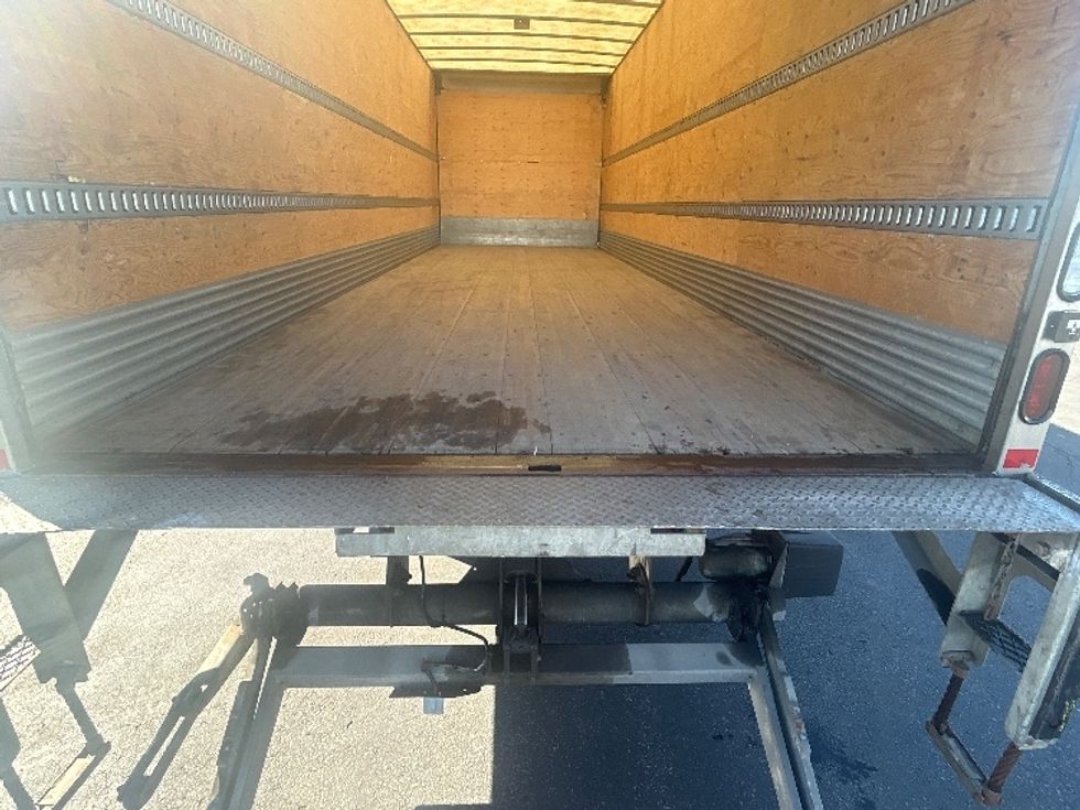 Medium Duty Box Truck-Light and Medium Duty Trucks-International-2020-MV607-Mississauga-ON-101,467\n\t\tkm-$ 82,000 - Image 10