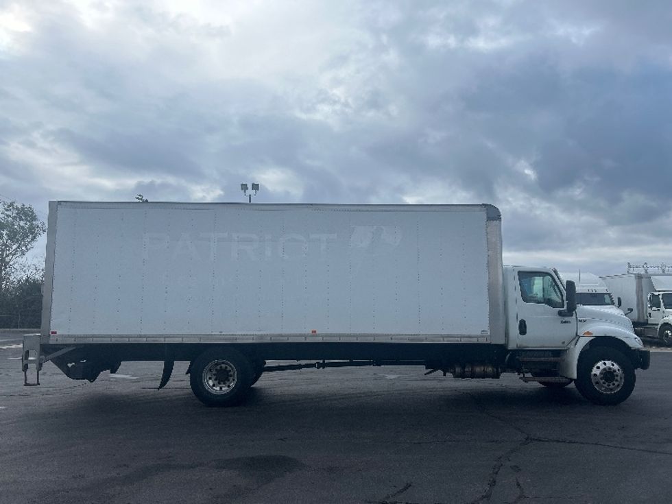 Medium Duty Box Truck-Light and Medium Duty Trucks-International-2020-MV607-Mississauga-ON-101,467\n\t\tkm-$ 82,000 - Image 15