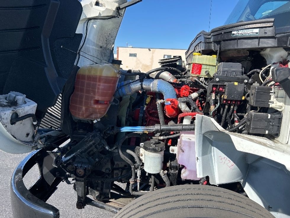 Medium Duty Box Truck-Light and Medium Duty Trucks-International-2020-MV607-Mississauga-ON-101,467\n\t\tkm-$ 82,000 - Image 24