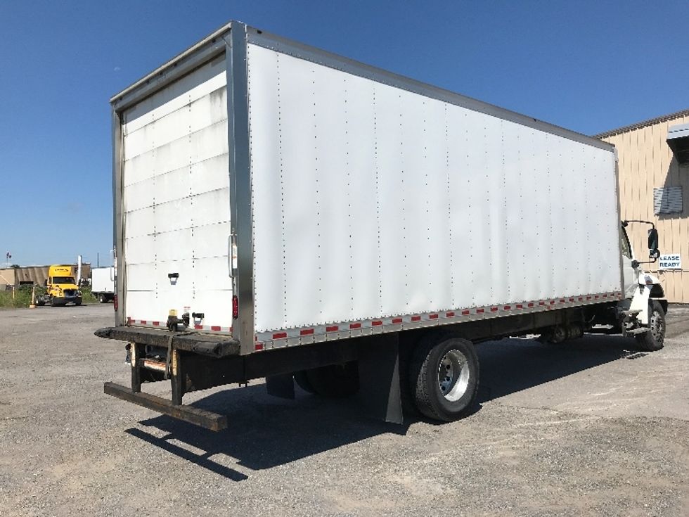 Medium Duty Box Truck-Light and Medium Duty Trucks-International-2020-MV607-Mississauga-ON-121,888\n\t\tkm-$ 62,500 - Image 13