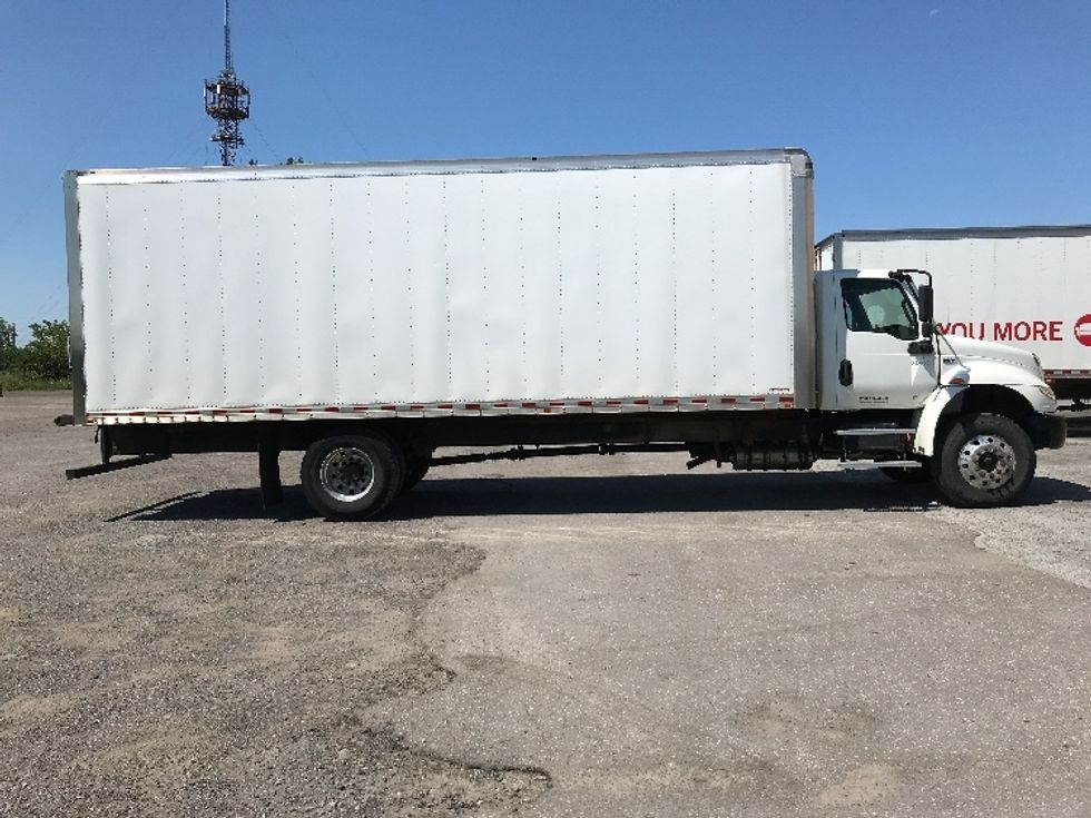 Medium Duty Box Truck-Light and Medium Duty Trucks-International-2020-MV607-Mississauga-ON-121,888\n\t\tkm-$ 62,500 - Image 15