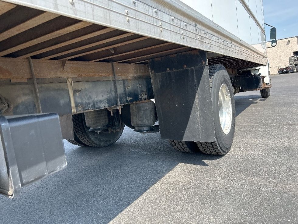 Medium Duty Box Truck-Light and Medium Duty Trucks-International-2020-MV607-Mississauga-ON-127,909\n\t\tkm-$ 60,000 - Image 13