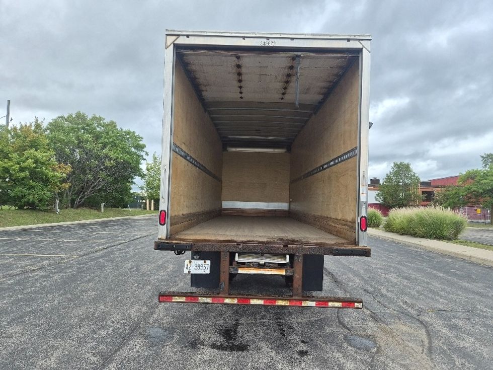 Medium Duty Box Truck-Light and Medium Duty Trucks-International-2020-MV607-Mississauga-ON-135,432\n\t\tkm-$ 62,750 - Image 8