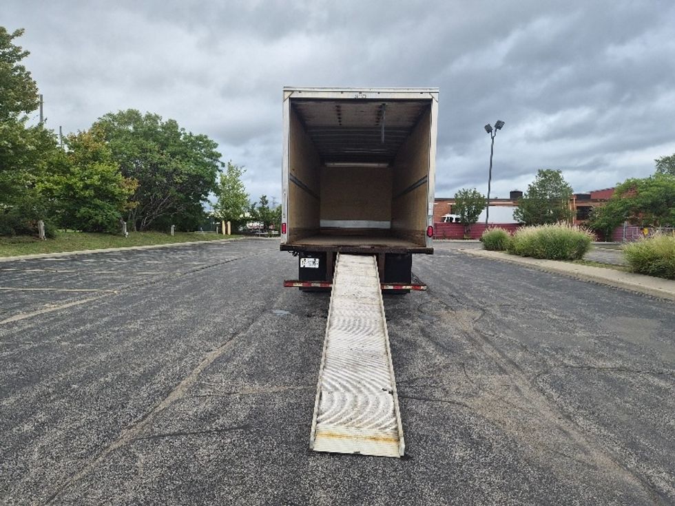 Medium Duty Box Truck-Light and Medium Duty Trucks-International-2020-MV607-Mississauga-ON-135,432\n\t\tkm-$ 62,750 - Image 9