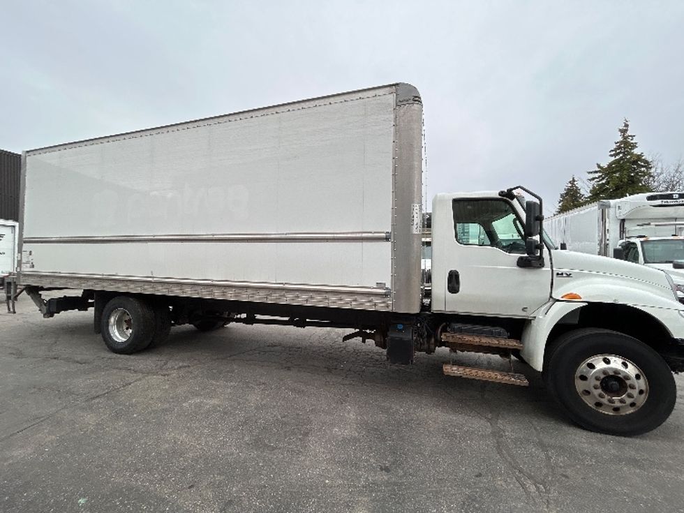 Medium Duty Box Truck-Light and Medium Duty Trucks-International-2020-MV607-Mississauga-ON-157,628\n\t\tkm-$ 74,500 - Image 14