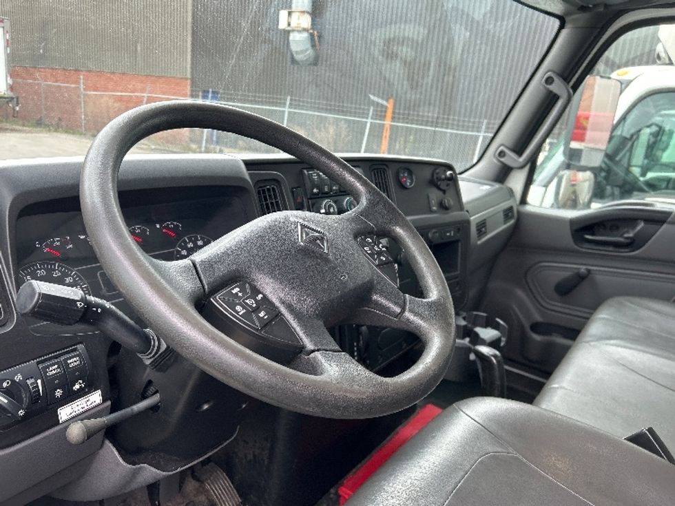 Medium Duty Box Truck-Light and Medium Duty Trucks-International-2020-MV607-Mississauga-ON-157,628\n\t\tkm-$ 74,500 - Image 16