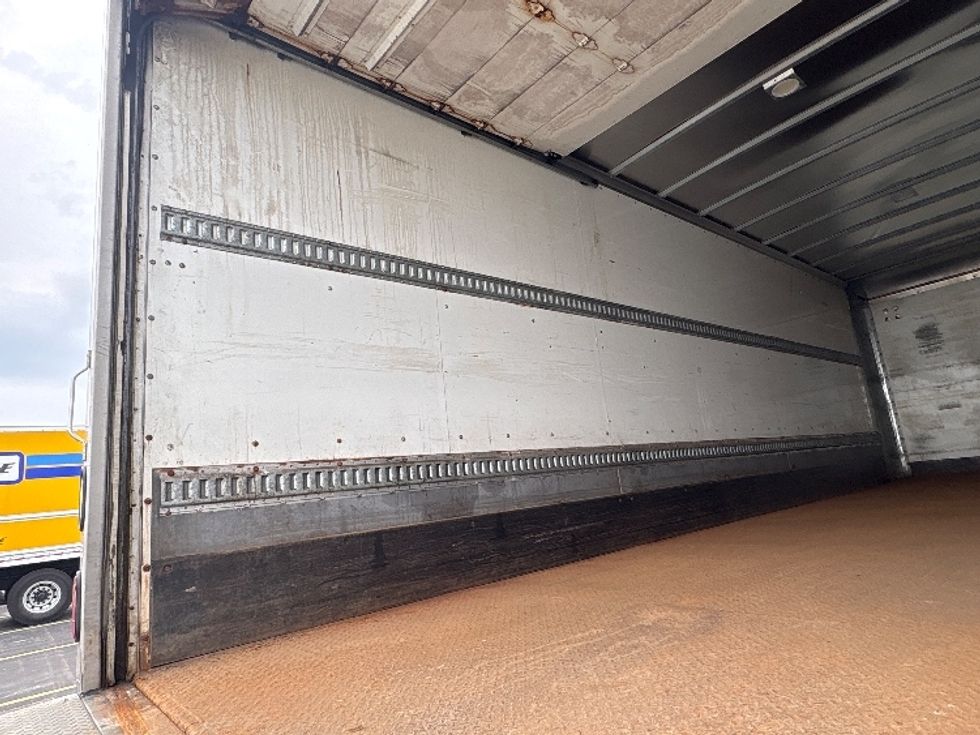 Medium Duty Box Truck-Light and Medium Duty Trucks-International-2020-MV607-Mississauga-ON-164,300\n\t\tkm-$ 57,750 - Image 11