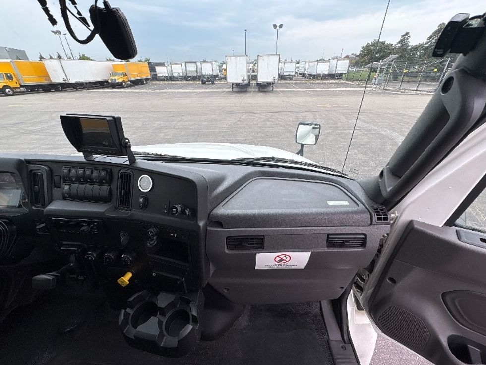 Medium Duty Box Truck-Light and Medium Duty Trucks-International-2020-MV607-Mississauga-ON-164,300\n\t\tkm-$ 57,750 - Image 21