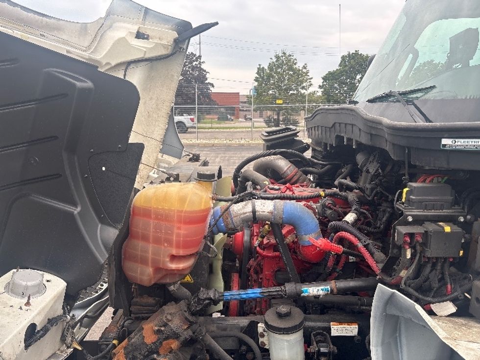 Medium Duty Box Truck-Light and Medium Duty Trucks-International-2020-MV607-Mississauga-ON-164,300\n\t\tkm-$ 57,750 - Image 24