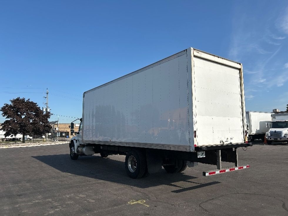 Medium Duty Box Truck-Light and Medium Duty Trucks-International-2020-MV607-Mississauga-ON-165,814\n\t\tkm-$ 61,500 - Image 6