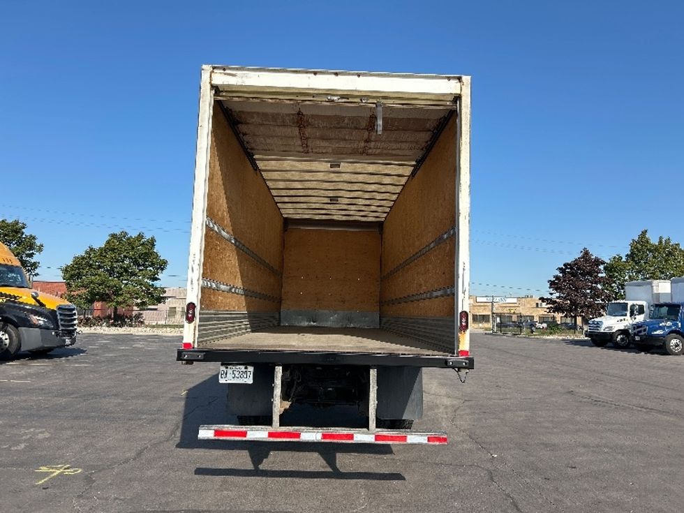 Medium Duty Box Truck-Light and Medium Duty Trucks-International-2020-MV607-Mississauga-ON-165,814\n\t\tkm-$ 61,500 - Image 8