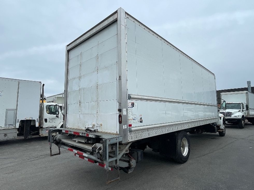 Medium Duty Box Truck-Light and Medium Duty Trucks-International-2020-MV607-Mississauga-ON-215,360\n\t\tkm-$ 69,750 - Image 13
