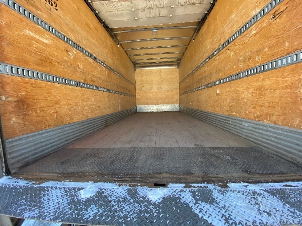 Medium Duty Box Truck-Light and Medium Duty Trucks-International-2020-MV607-Mississauga-ON-240,885\n\t\tkm-$ 63,000 - Image 10