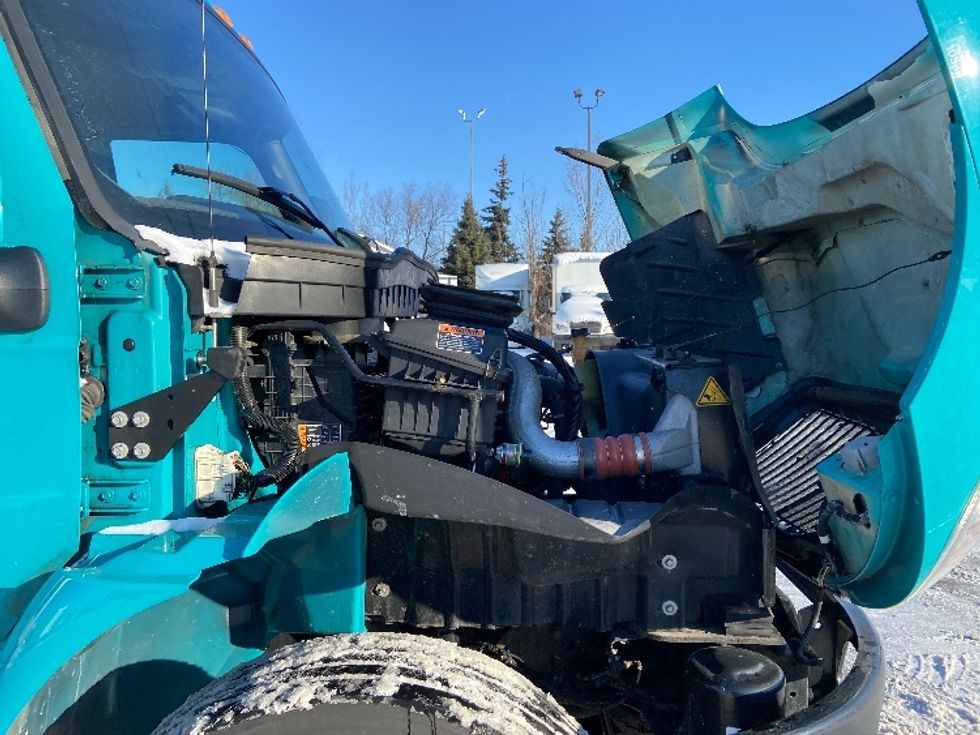 Medium Duty Box Truck-Light and Medium Duty Trucks-International-2020-MV607-Mississauga-ON-240,885\n\t\tkm-$ 63,000 - Image 23