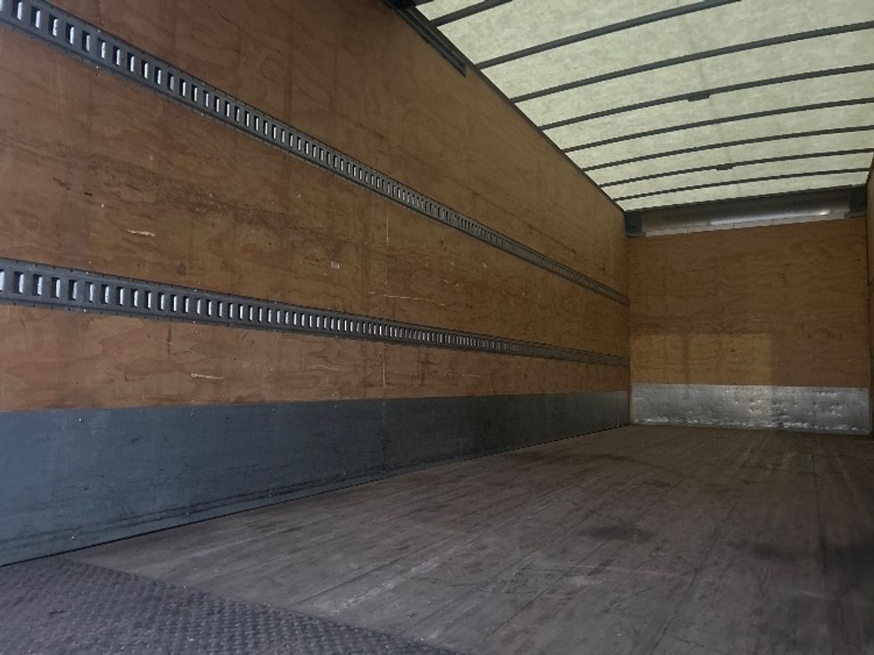 Medium Duty Box Truck-Light and Medium Duty Trucks-International-2020-MV607-Mississauga-ON-256,273\n\t\tkm-$ 58,500 - Image 11