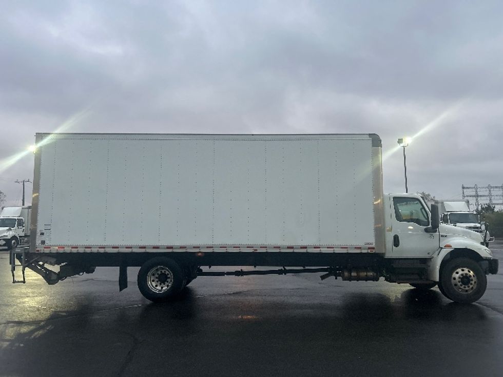 Medium Duty Box Truck-Light and Medium Duty Trucks-International-2020-MV607-Mississauga-ON-256,273\n\t\tkm-$ 58,500 - Image 15