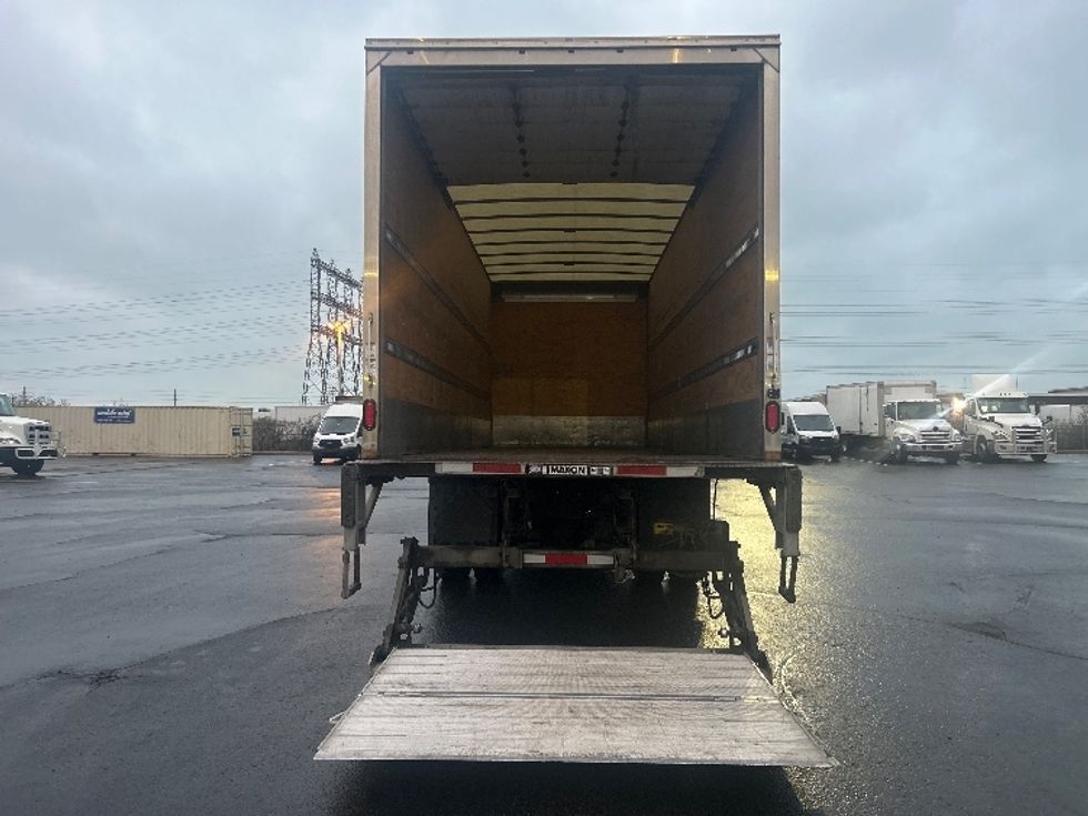 Medium Duty Box Truck-Light and Medium Duty Trucks-International-2020-MV607-Mississauga-ON-256,273\n\t\tkm-$ 58,500 - Image 9