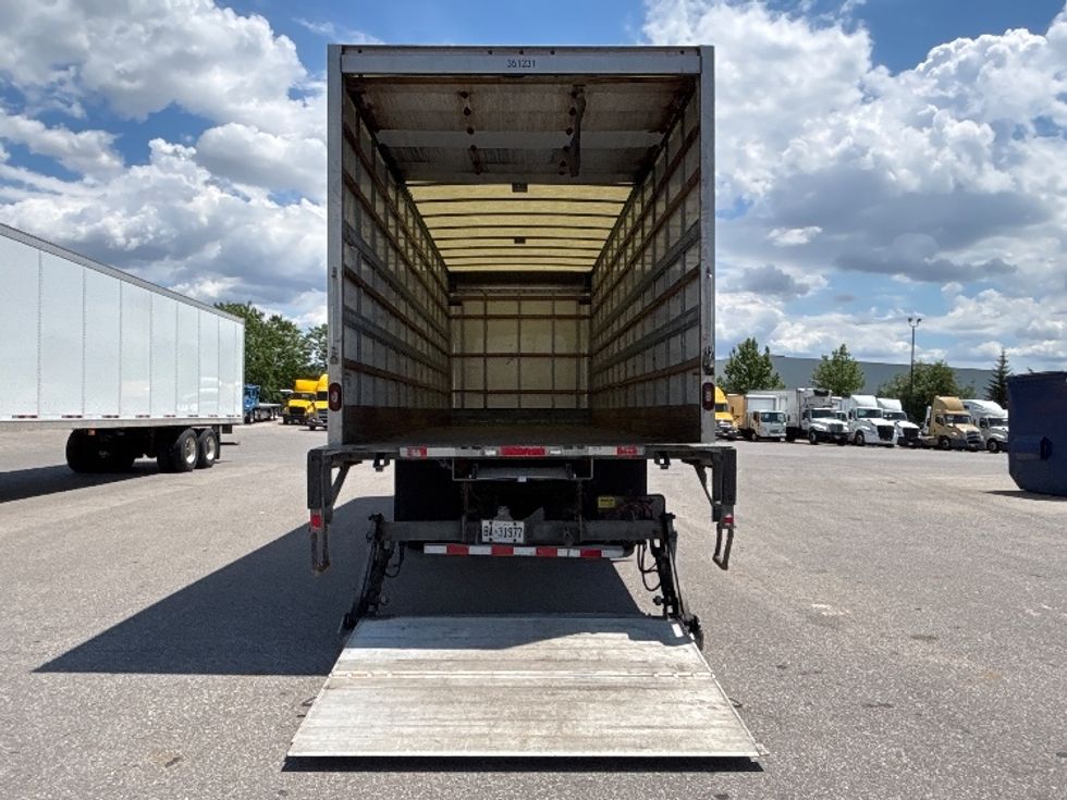 Medium Duty Box Truck-Light and Medium Duty Trucks-International-2020-MV607-Mississauga-ON-263,251\n\t\tkm-$ 51,750 - Image 9