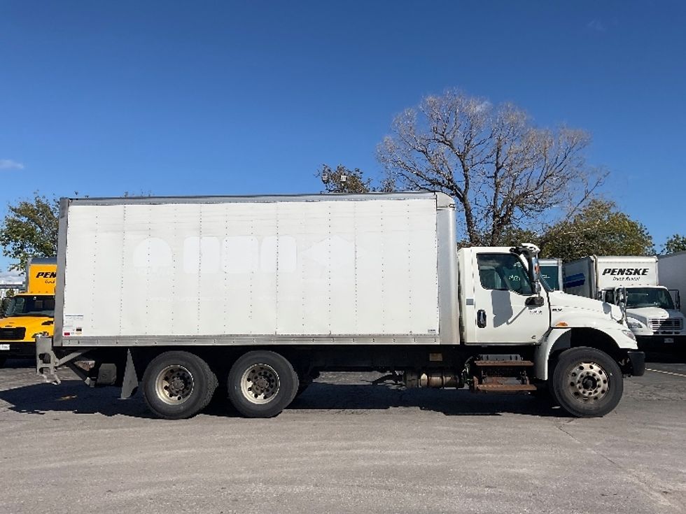 Medium Duty Box Truck-Light and Medium Duty Trucks-International-2020-MV607-Mississauga-ON-269,980\n\t\tkm-$ 66,250 - Image 15