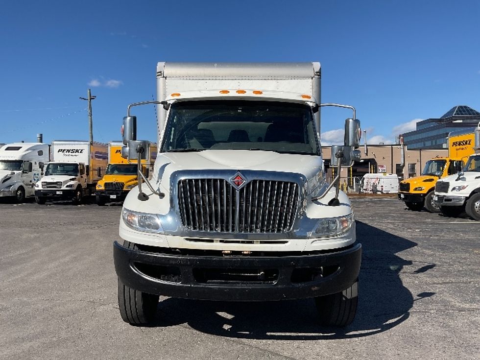 Medium Duty Box Truck-Light and Medium Duty Trucks-International-2020-MV607-Mississauga-ON-269,980\n\t\tkm-$ 66,250 - Image 2